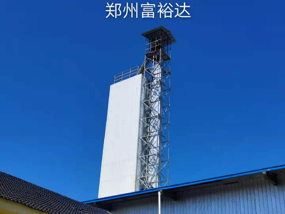 富裕達機械在遼寧的網帶烘干機生產現場